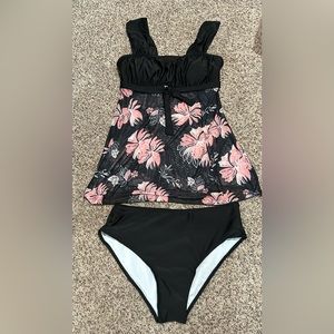 Women’s Two Piece Tankini Swimsuit